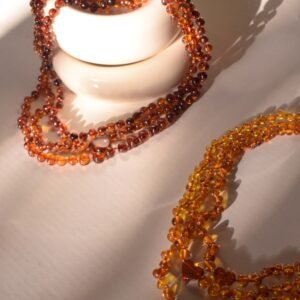 Collar Ambar Cognac y Dije Corazón